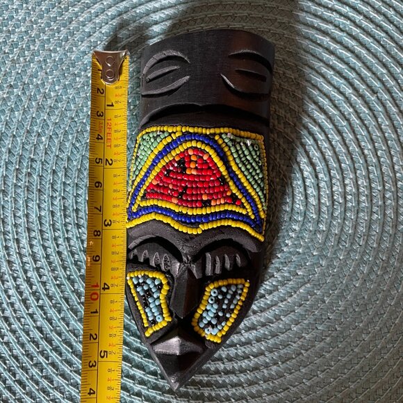 Beaded small wooden mask from Ghana - Picture 4 of 5